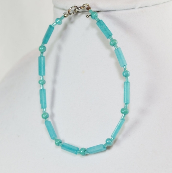 Beautiful Handmade Sea Blue Beaded Bracelet - Picture 4 of 5